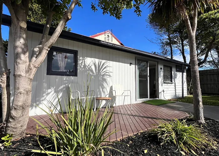 Kickback Cottages