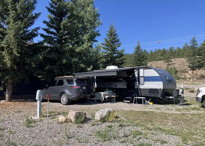 Loge Wolf Creek