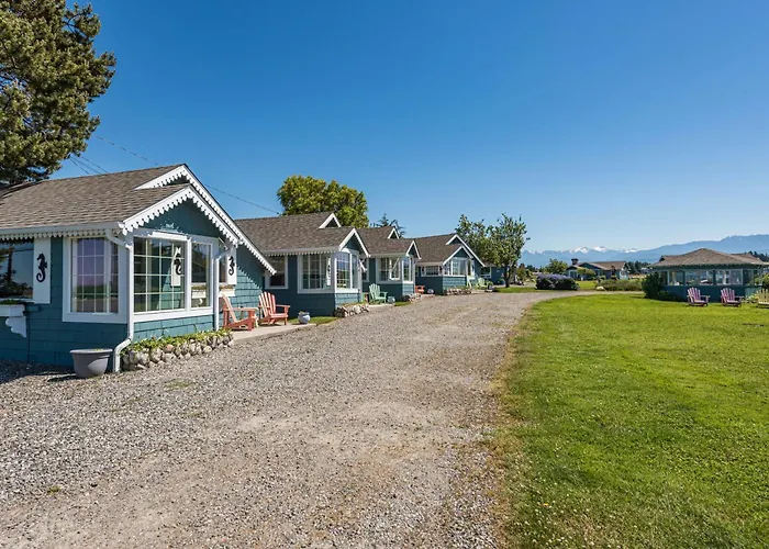 Juan De Fuca Waterfront & Cottages