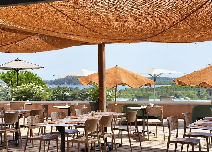 Aparthotel U Paesolu Sainte-Lucie de Porto-Vecchio