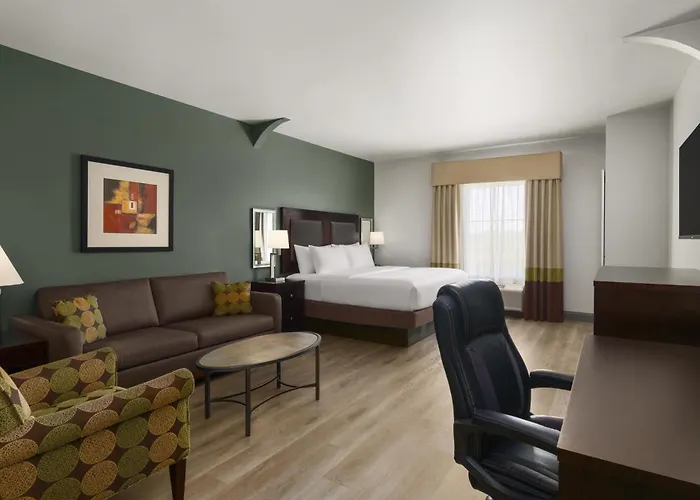 Best Western Plus Duncanville Dallas