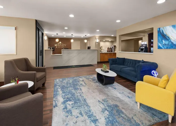 Wingate By Wyndham Utica
