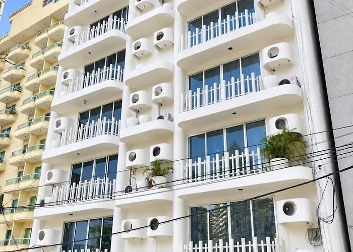 Sky Acapulco Y Condominio Mediterrane