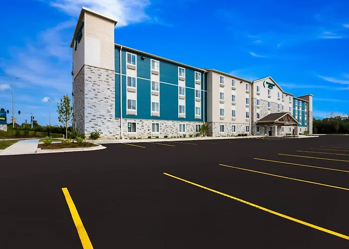 Woodspring Suites Chicago Addison