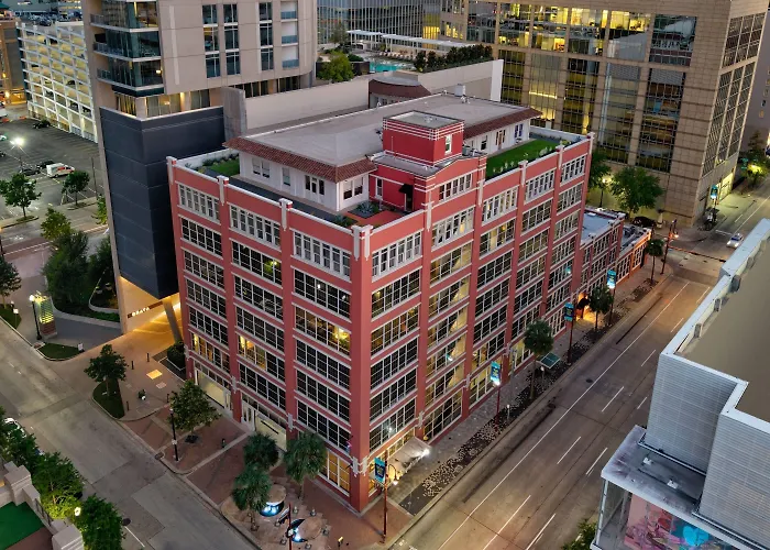 Reside Downtown, A Wyndham Residence