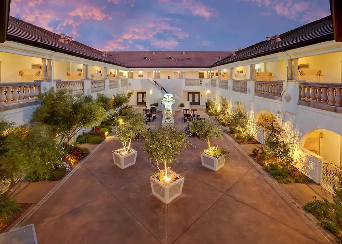 The Lodge At Healdsburg, Tapestry Collection By Hilton