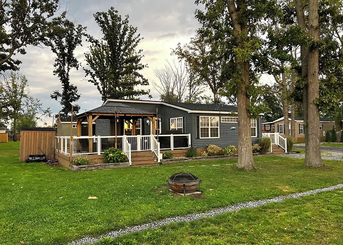 Vine Ridge - Cottages