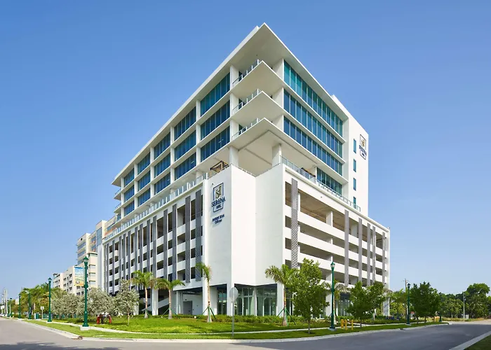 Serena Aventura Miami, Tapestry Collection By Hilton
