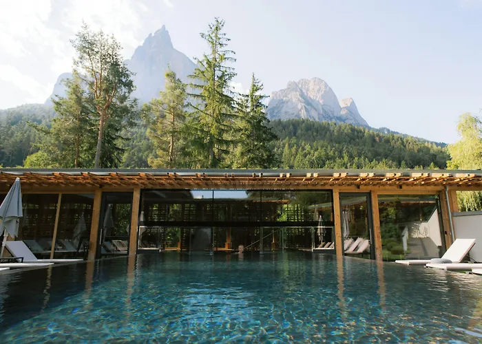 Hotel Sensoria Dolomites Seis am Schlern