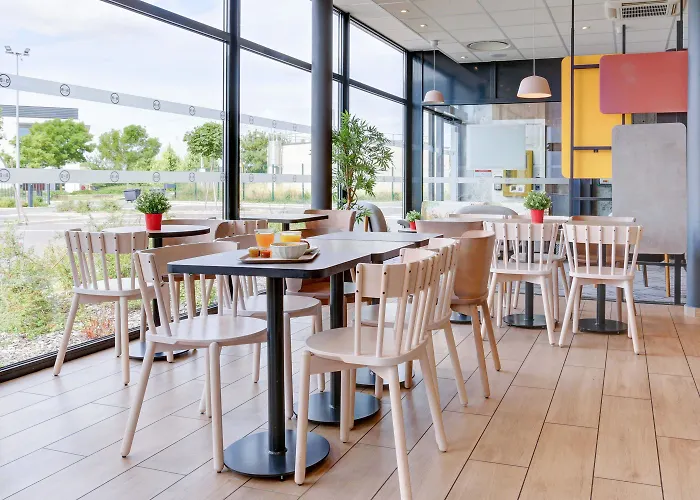 HOTEL Croix Blandin