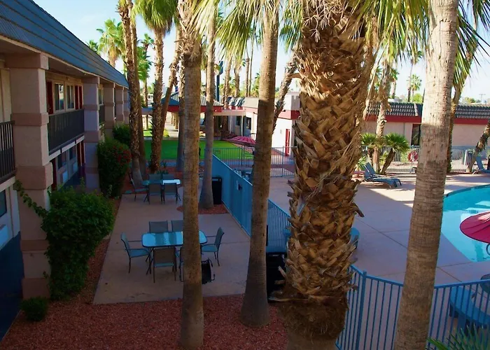 Ramada By Wyndham Yuma