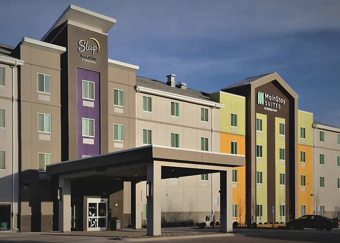 Mainstay Suites Airport