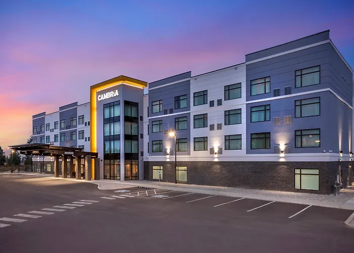 Cambria Hotel Spokane Airport