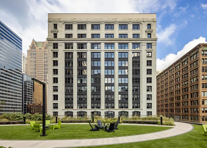 Hilton Garden Inn- Central Loop