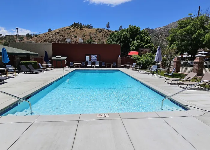 Kernville Inn