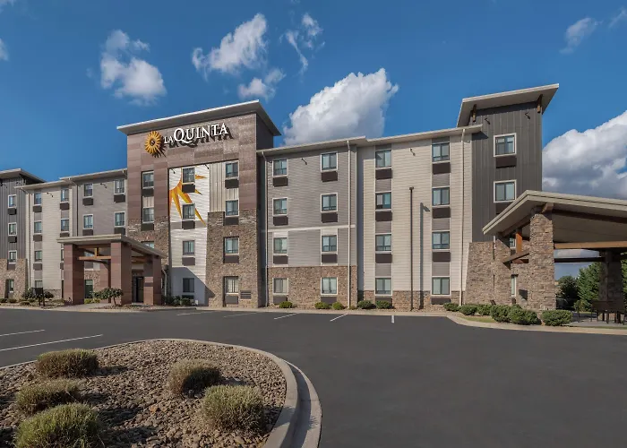Midtown Suites - Greenville