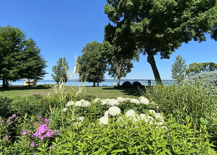 Peters Sunset Beach Resort And Golf