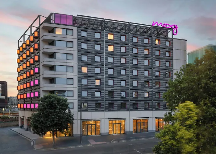 Moxy Stratford