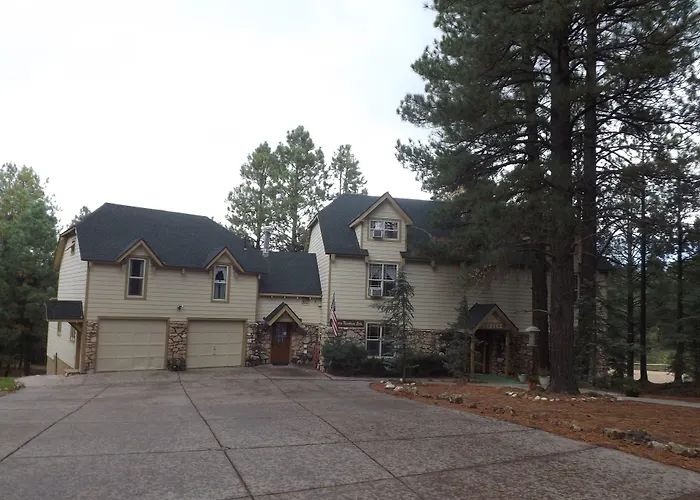 Arizona Mountain Inn & Cabins