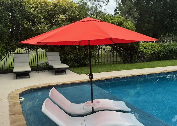 Live Oaks Bed And Breakfast