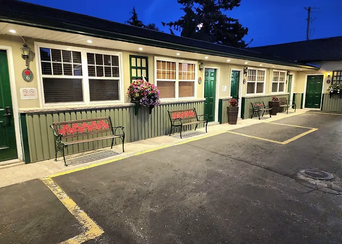 Maple Leaf Motel
