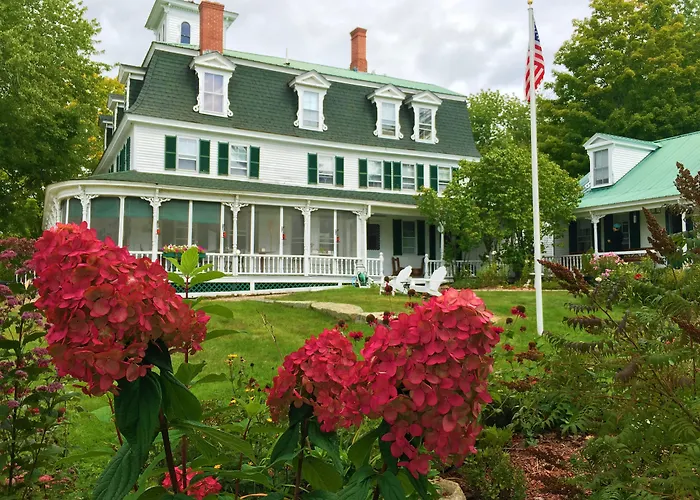Center Lovell Inn