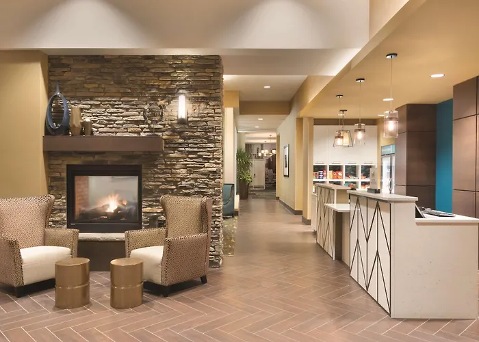 Homewood Suites By Hilton Calgary Downtown