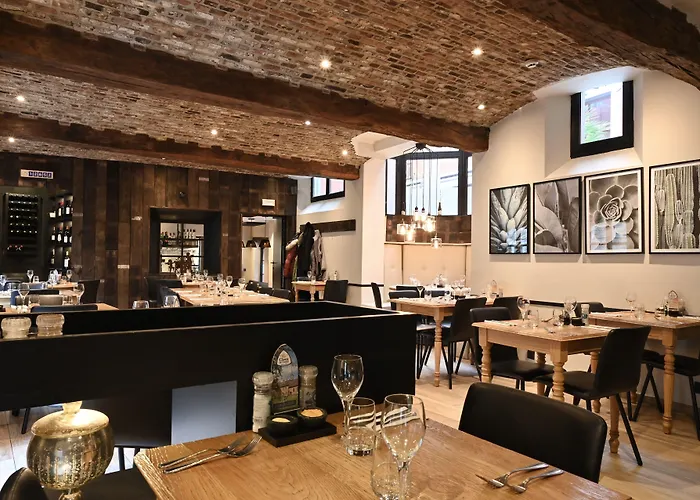 Les Tanneurs Hotel Namen