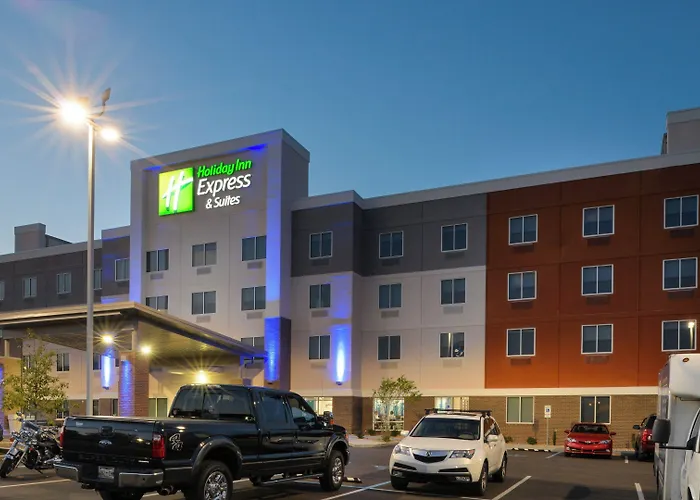 Holiday Inn Express & Suites Lexington Midtown - I-75 By Ihg