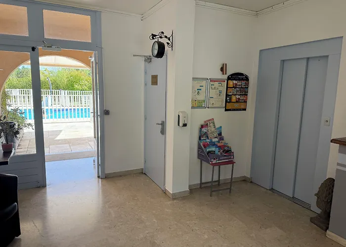 De La Poste Piscine