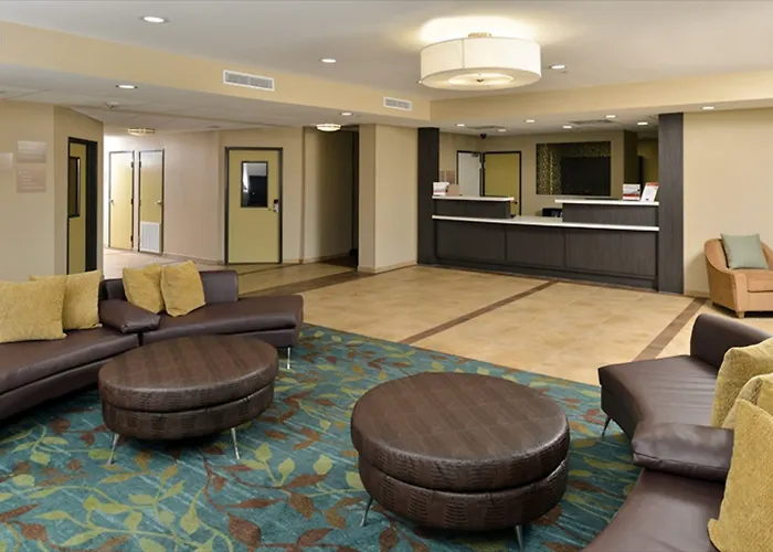 Candlewood Suites By Ihg