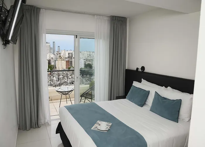 Cyan Recoleta Hotel