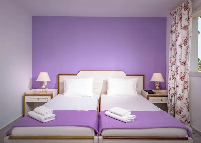 Primavera Beach Hotel Studios & Apartments