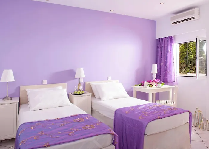 Primavera Beach Hotel Studios & Apartments