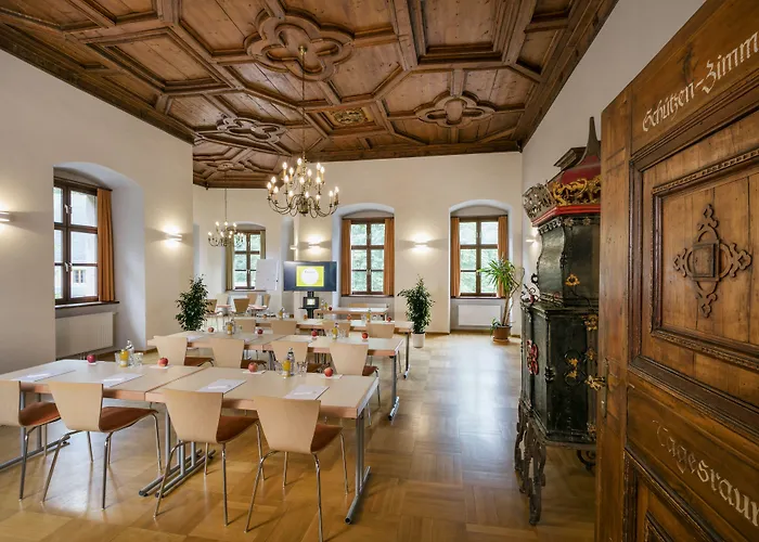 Jufa Hotel Schloss Roethelstein