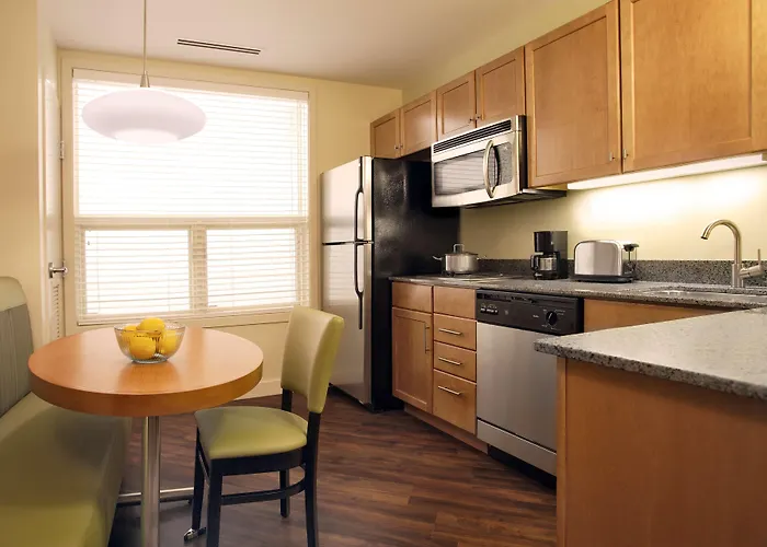 Hyatt House Naperville/