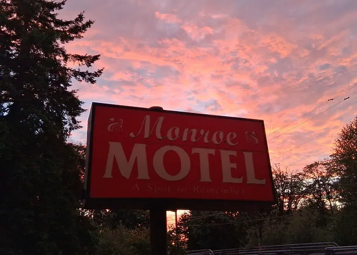 Monroe Motel