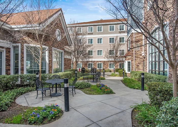 Staybridge Suites - Roseville Area By Ihg