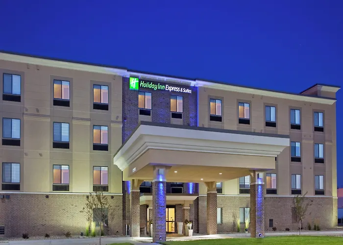 Holiday Inn Express & Suites Lincoln Airport By Ihg