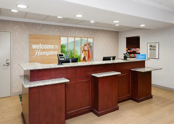 Hampton Inn And Suites