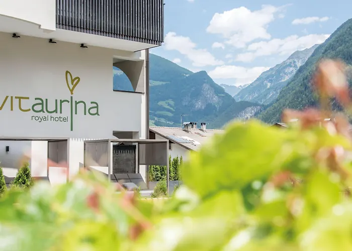 Vitaurina Royal Hotel