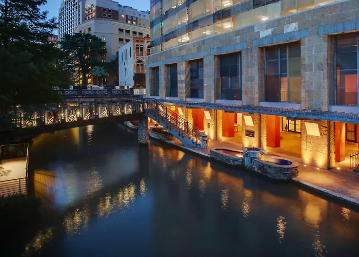 Drury Plaza San Antonio Riverwalk
