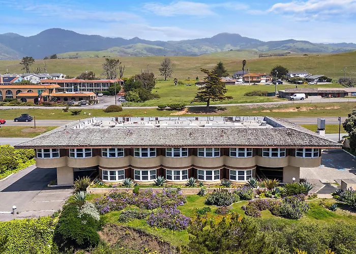 Morgan San Simeon - Cambria By Hearst Castle