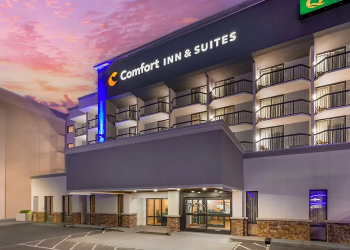 Comfort Inn & Suites Spring Lake - Fayetteville Near Fort Bragg