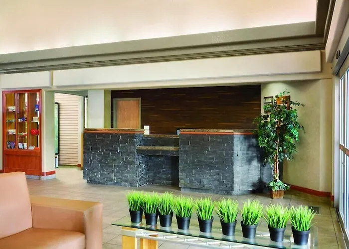 Days Inn By Wyndham Red Deer