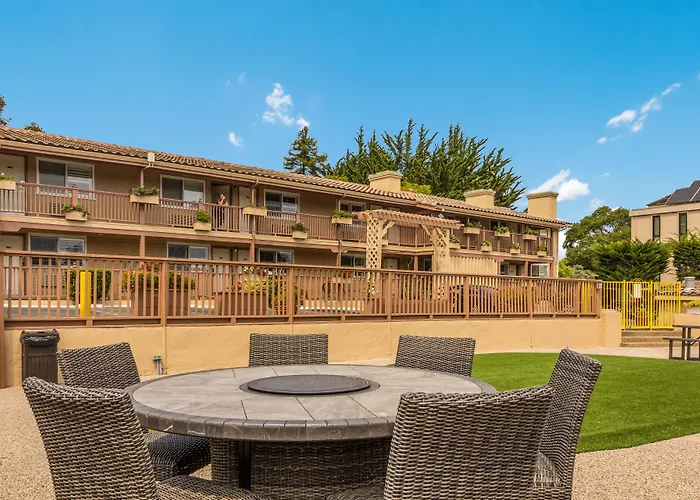 Carmel Hill Lodge