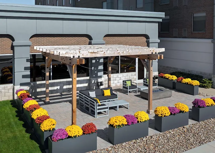 Hampton Inn & Suites Cleveland-