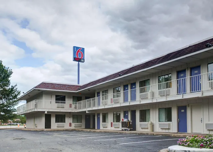 Motel 6-, Md