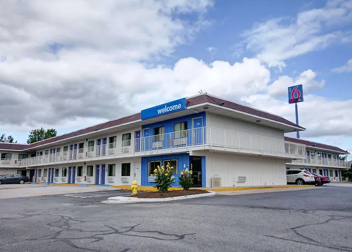 Motel 6-, Md