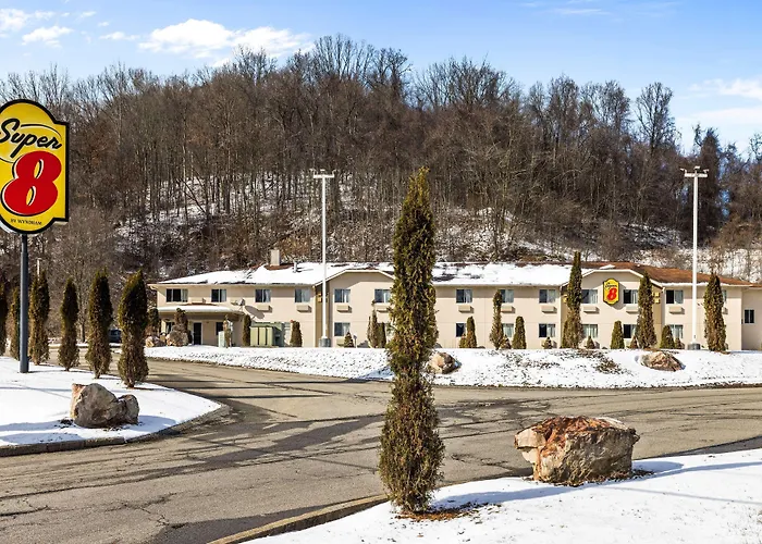 Super 8 By Wyndham Pittsburgh/